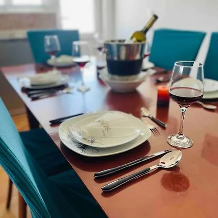 George House شقة