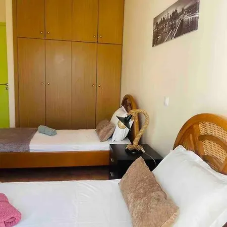 George House شقة