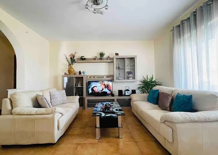 George House Apartmán